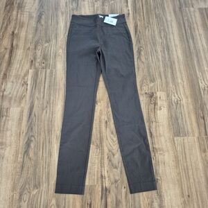 NWT Camber & Grace Size M Pants